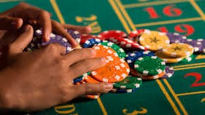 luckypoint sportsbook တွင် ဘောလုံးနှင့် ကမ္ဘာ့အားကစားပြိုင်ပွဲများကို MMK ဖြင့် လောင်းကစားနိုင်သည့် မြင်ကွင်း